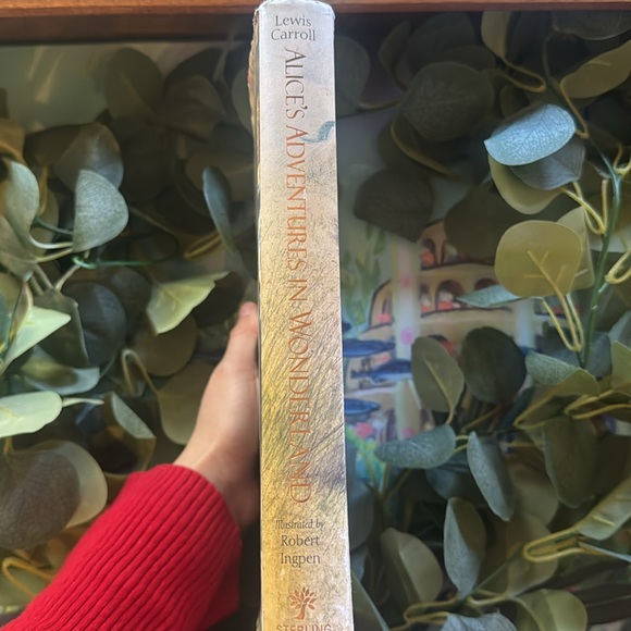 Book: Alice's Adventures in Wonderland Illustrated by Lewis Carroll - Picture 3 of 8